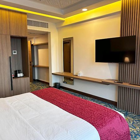 Sur Grand Hotel Eksteriør bilde